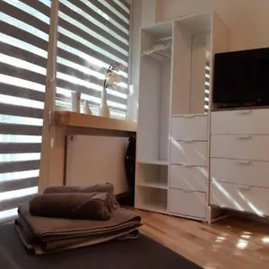 przytulny-dwuosobowy-apartament-jaworowa.hotelswroclaw.com/